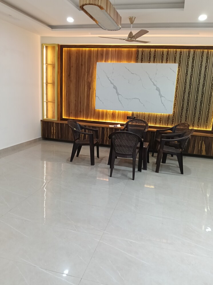 Gym, rajendra nagar sector 5 5 Bedroom 355 Sq.Ft. Builder Floor In Rajendra Nagar Sector 5 Ghaziabad 9456519