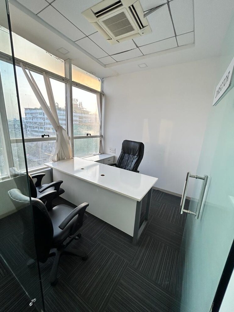 Team Area, vijay nagar Commercial Office Space 1850 Sq.Ft. In Vijay Nagar Indore 9456559