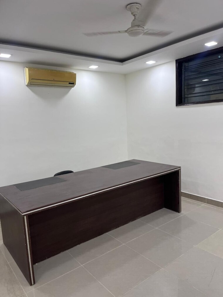 undefined, greater kailash ii Commercial Office Space 180 Sq.Yd. In Greater Kailash ii Delhi 9456591