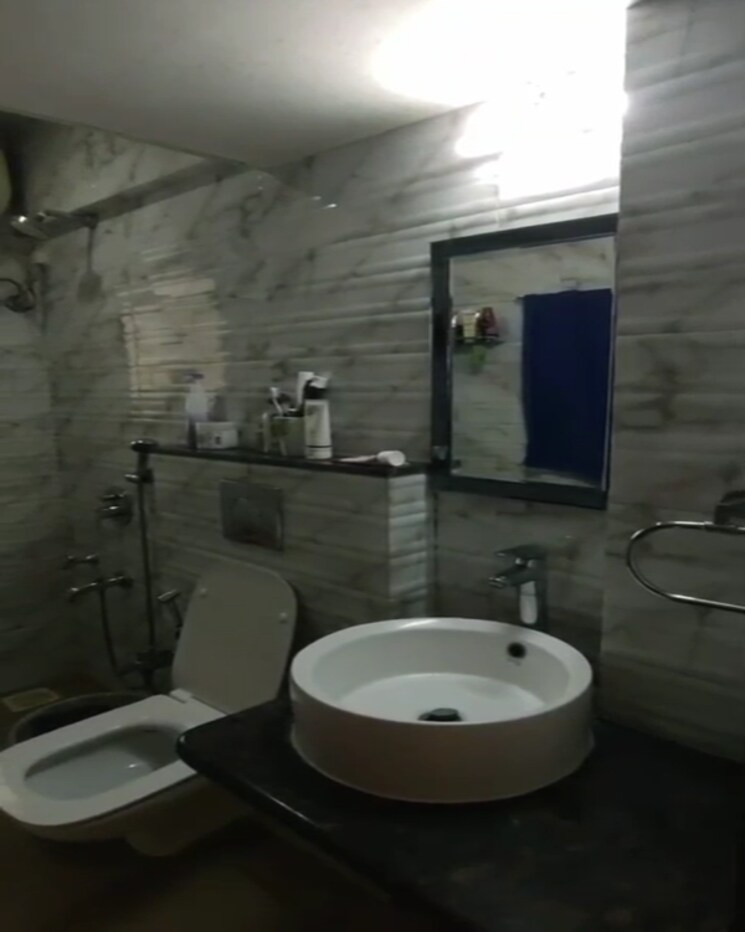 Bathroom, luv-kush-tower 2 Bedroom 975 Sq.Ft. Apartment In Chembur Mumbai 9456537