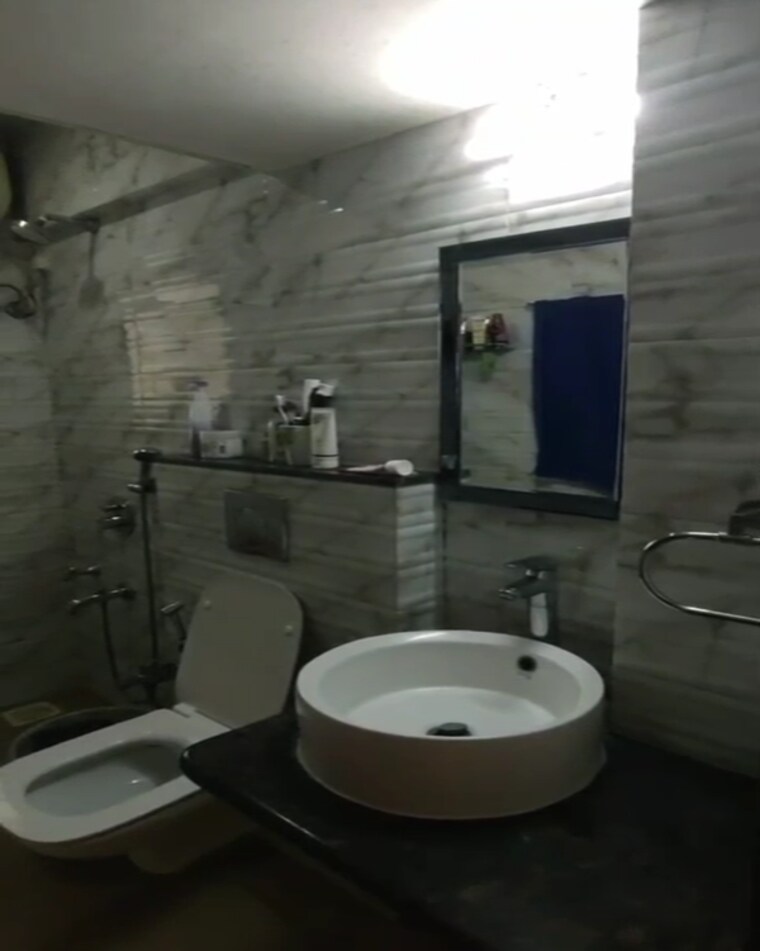 Bathroom, luv-kush-tower 2 Bedroom 975 Sq.Ft. Apartment In Chembur Mumbai 9456537