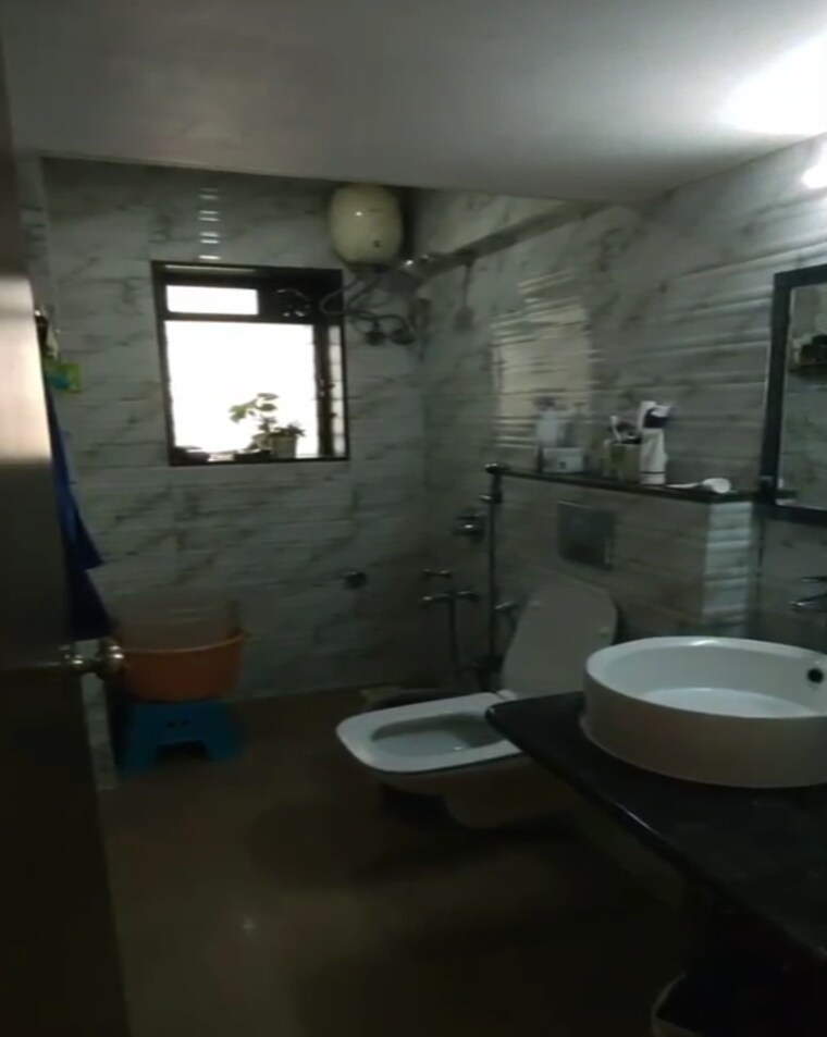Bathroom, luv-kush-tower 2 Bedroom 975 Sq.Ft. Apartment In Chembur Mumbai 9456537