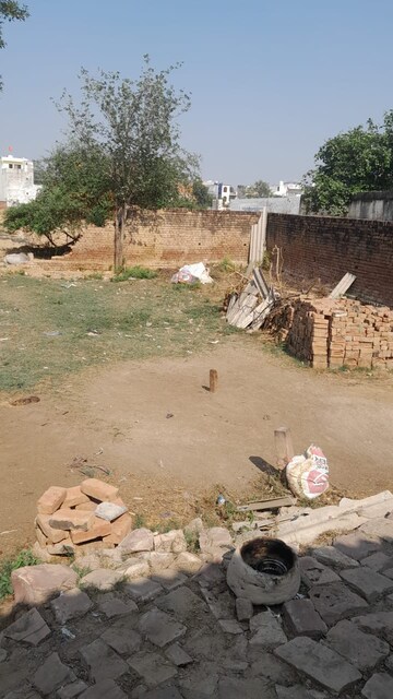  Plot For Sale in Nirbhay Nagar