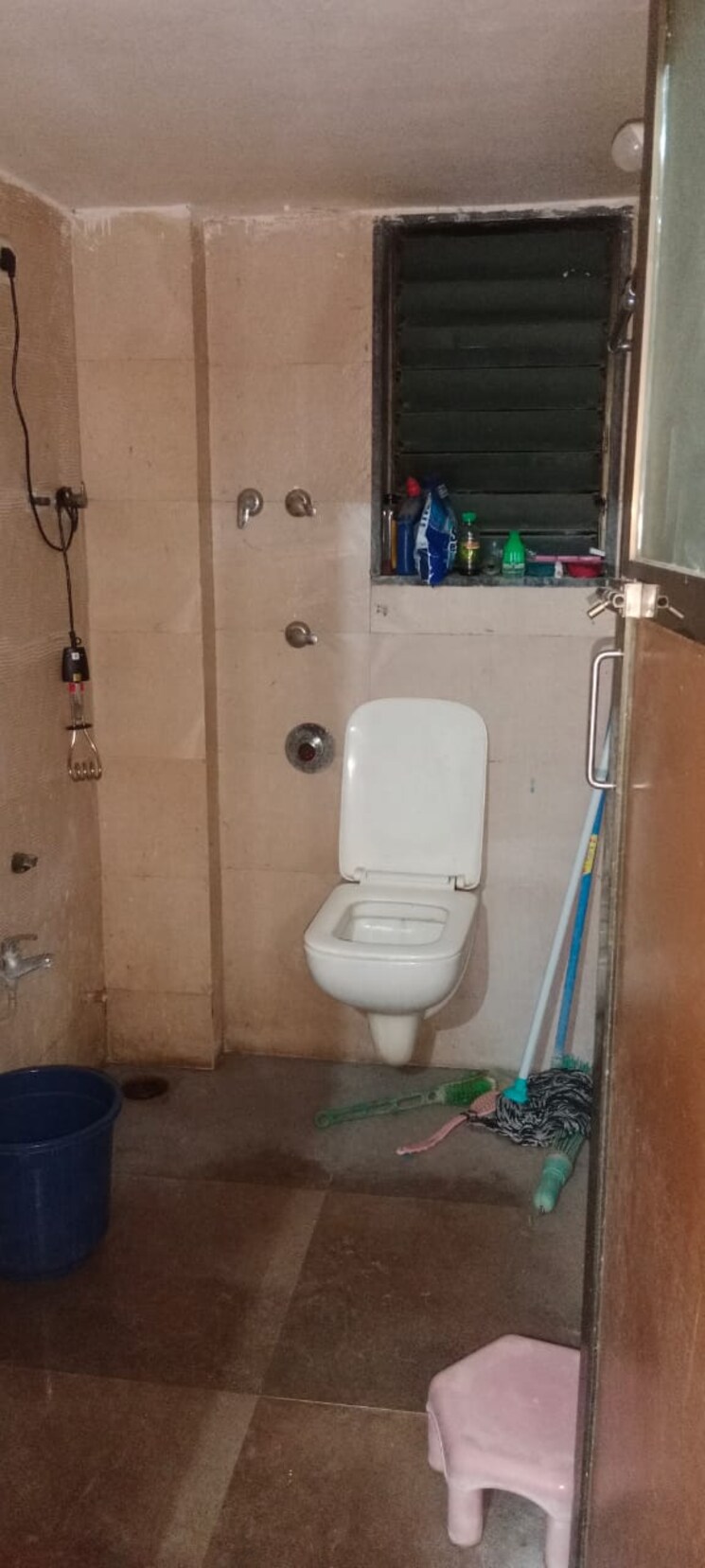 Bathroom, anuja-chs-dombivli-east 1 Bedroom 425 Sq.Ft. Apartment In Dombivli East Thane 9456624