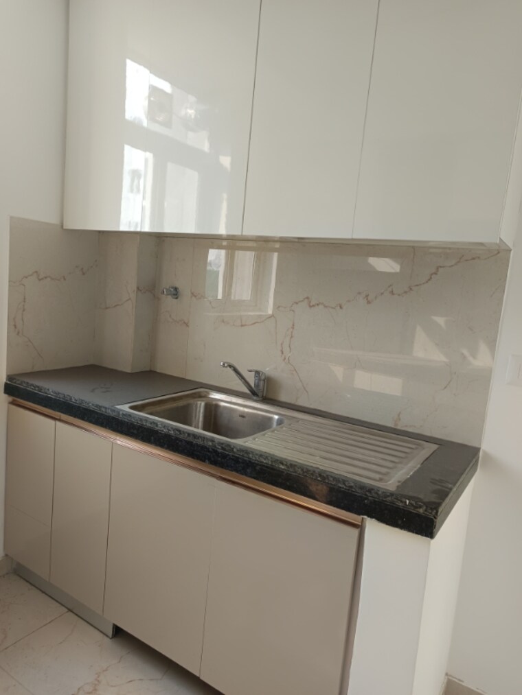 Kitchen, smart-world-gems 2.5 Bedroom 1109 Sq.Ft. Apartment In Sector 89 Gurgaon 9456836