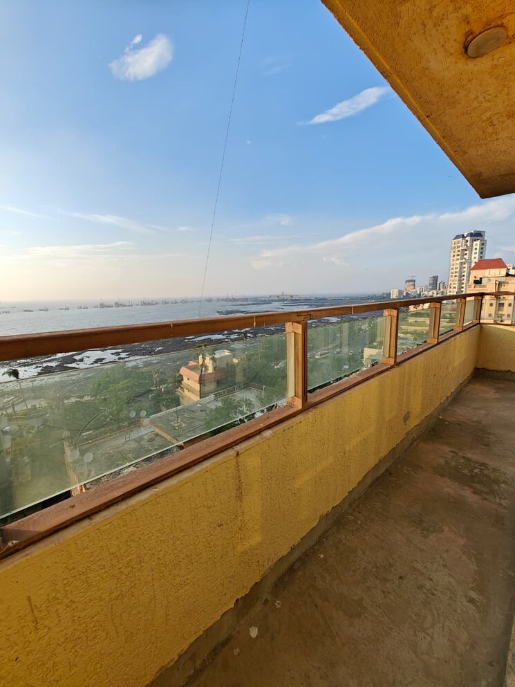 Swimming Pool, mount-mary-bandra 4 Bedroom 4000 Sq.Ft. Apartment In Bandra West Mumbai 9456630