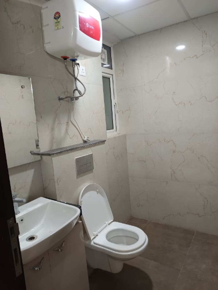 Bathroom, smart-world-gems 2.5 Bedroom 1109 Sq.Ft. Apartment In Sector 89 Gurgaon 9456836
