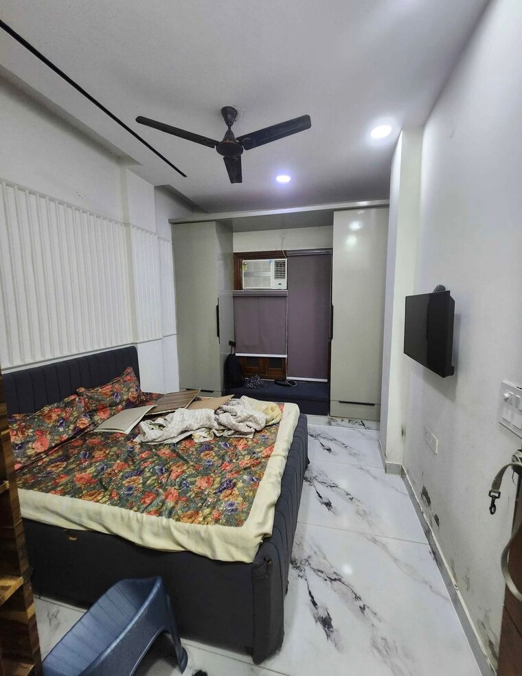 Master Bedroom, paschim vihar 3 Bedroom 1350 Sq.Ft. Builder Floor In Paschim Vihar Delhi 9456741