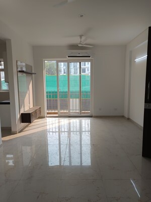2.5 BHK Apartment For Rent in Smart World Gems, Sector 89