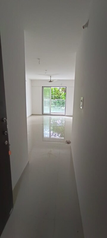 Room in 1 BHK Apartment at Arya Vakratunda CHS, Naupada – for Sale