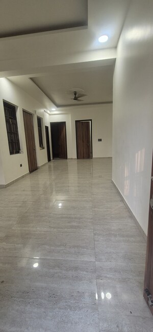 2 BHK Builder Floor For Rent in Gomti Nagar