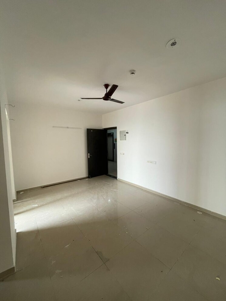 Room, landcraft-golf-links 2 Bedroom 1135 Sq.Ft. Apartment In Pandav Nagar Ghaziabad 9456756