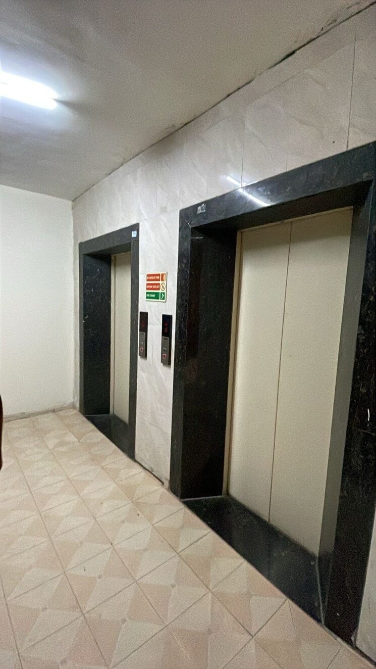 undefined, landcraft-golf-links 2 Bedroom 1135 Sq.Ft. Apartment In Pandav Nagar Ghaziabad 9456756