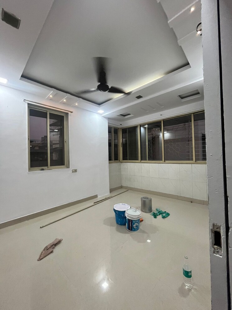 Room, satyam-chs-naupada 1 Bedroom 450 Sq.Ft. Apartment In Naupada Thane 9456857