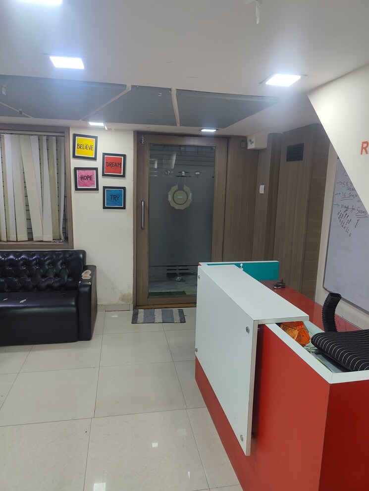 Team Area, orbit-industrial-estate Commercial Office Space 350 Sq.Ft. In Malad West Mumbai 9456890