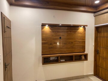 Furnished Amenities in 3 BHK Builder Floor at Rajendra Nagar Sector 5 – for Sale