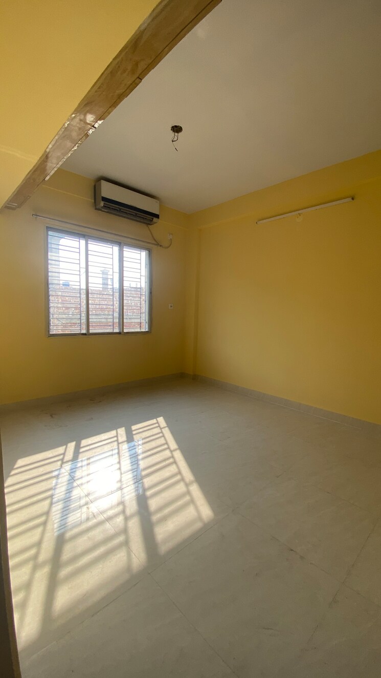 Room, chinar park 3 Bedroom 1350 Sq.Ft. Apartment In Chinar Park Kolkata 9456915