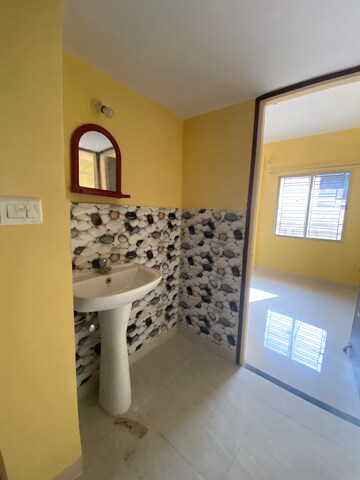  3 BHK Apartment at Chinar Park – for Rent