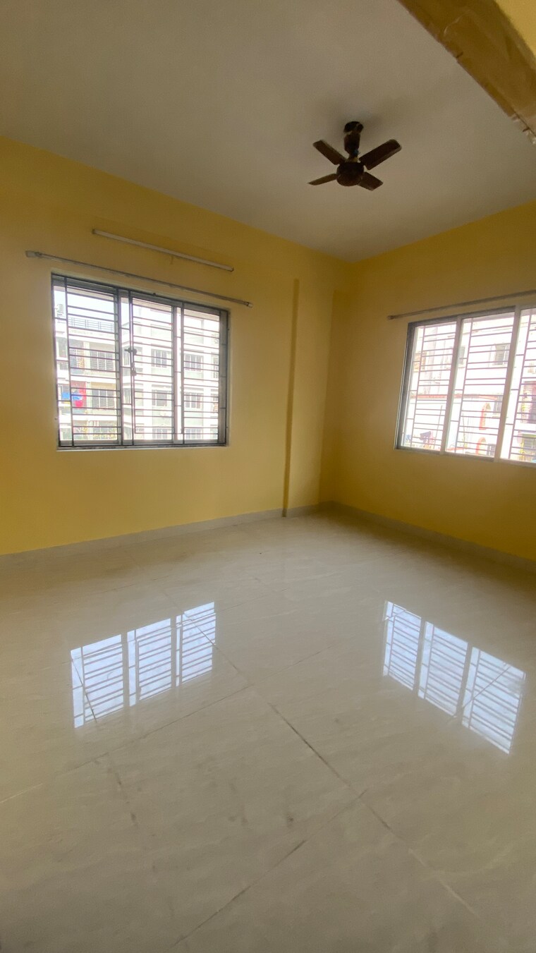 Room, chinar park 3 Bedroom 1350 Sq.Ft. Apartment In Chinar Park Kolkata 9456915