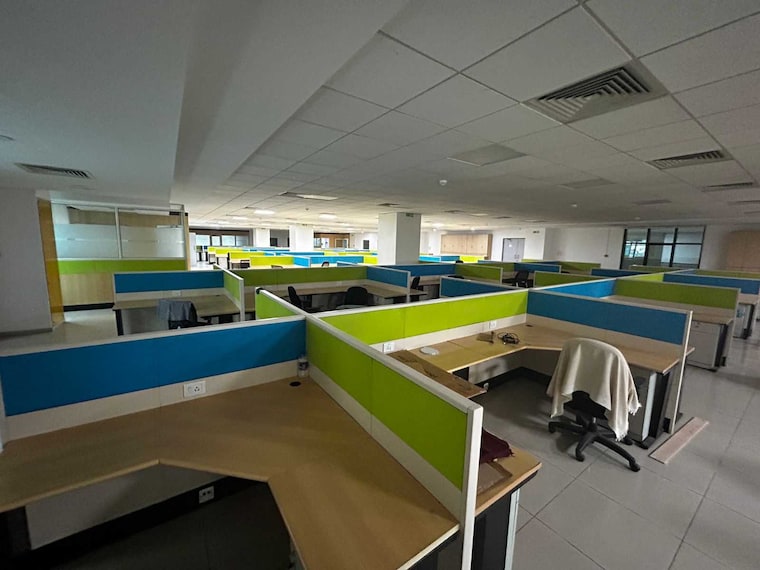 Team Area, vijay nagar Commercial Office Space 2840 Sq.Ft. In Vijay Nagar Indore 9456917