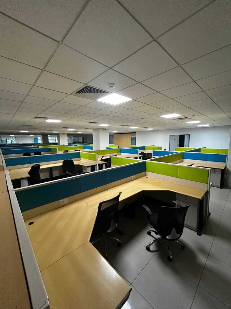 Team Area, vijay nagar Commercial Office Space 2840 Sq.Ft. In Vijay Nagar Indore 9456917