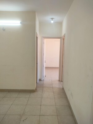 Room in 2 BHK Apartment at Wave City, Wave City – for Rent