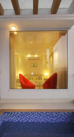 4 BHK + Extra Room Apartment For Sale in Samrat Gilt Residences