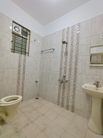 Bathroom in 2 BHK Apartment at Purvi Lotus, Hsr Layout – for Rent