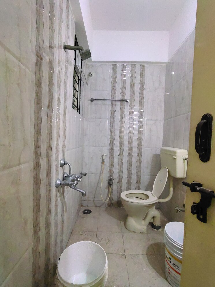 Bathroom, purvi-lotus 2 Bedroom 1198 Sq.Ft. Apartment In Hsr Layout Bangalore 9457015