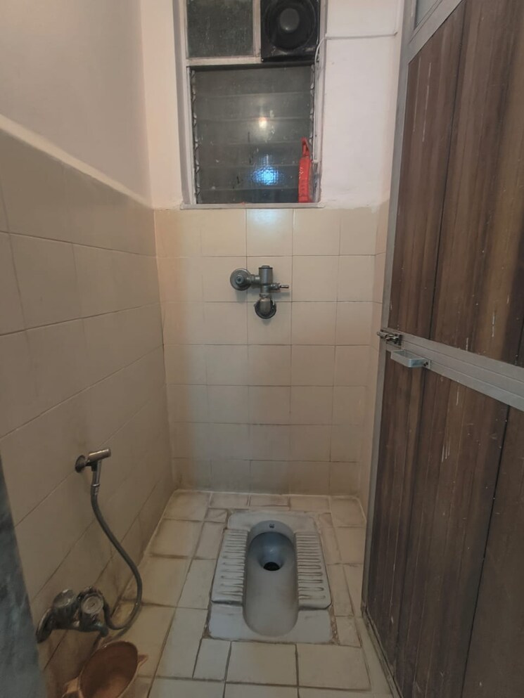 Bathroom, valley-towers-annex 1 Bedroom 720 Sq.Ft. Apartment In Manpada Thane 9457136