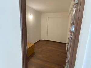 Room in 2 BHK Apartment at Donata Milton, Cooke Town – for Sale