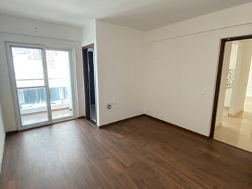 Room in 2 BHK Apartment at Donata Milton, Cooke Town – for Sale