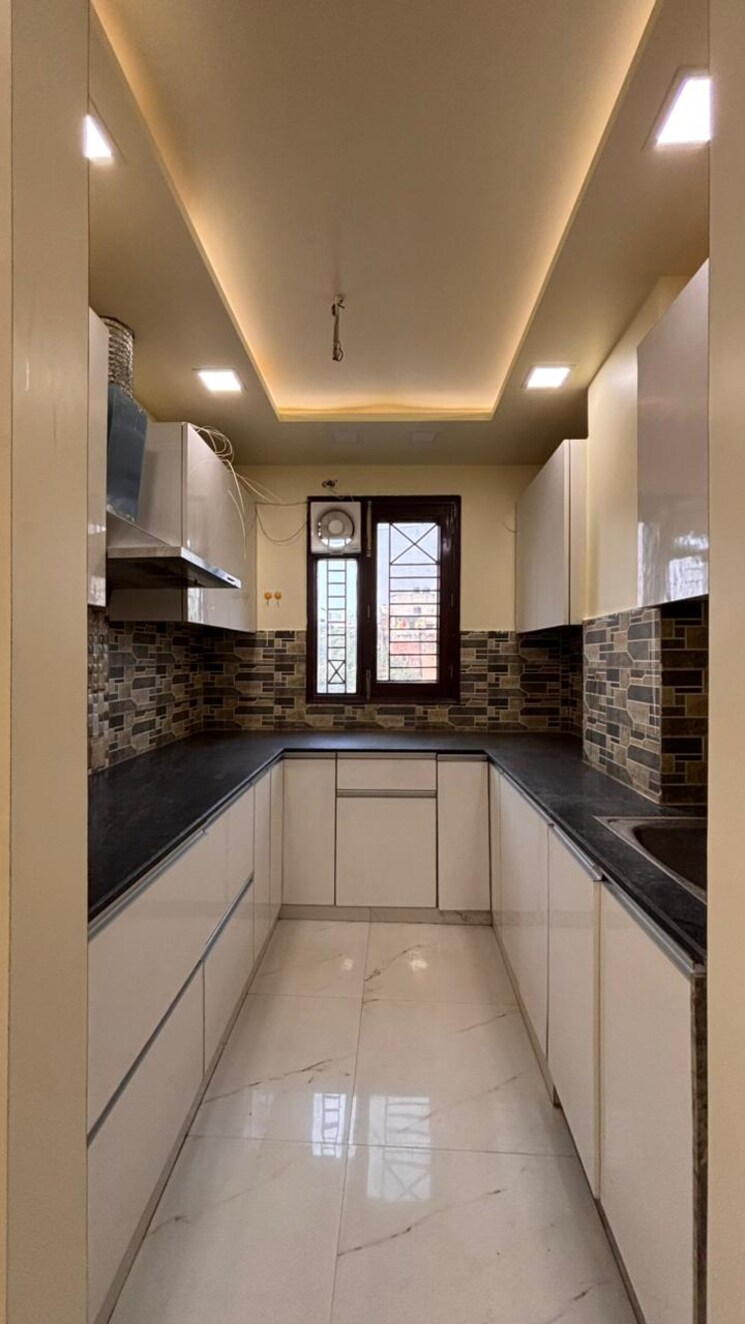 Kitchen, niti khand 2 Bedroom 1100 Sq.Ft. Builder Floor In Niti Khand Ghaziabad 9457139