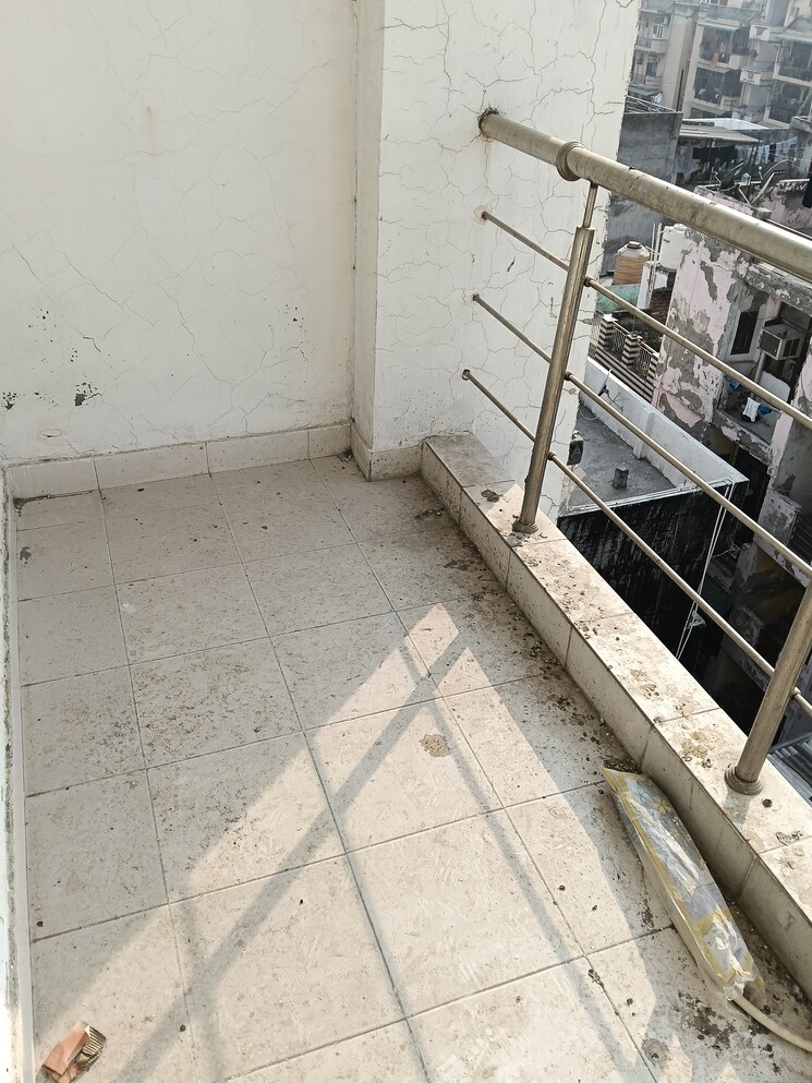 Balcony, balaji-arcade-rajendra-nagar 2 Bedroom 1200 Sq.Ft. Apartment In Rajendra Nagar Ghaziabad 9457213