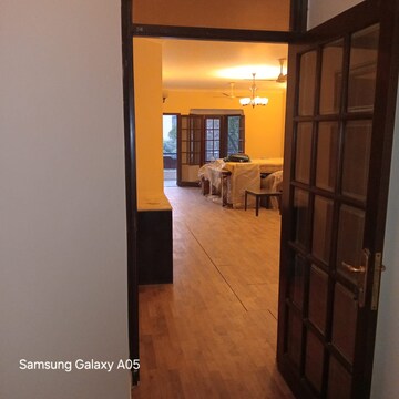 Room in 3 BHK Apartment at Greater Kailash ii – for Sale