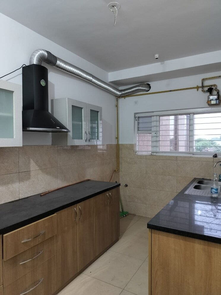 Kitchen, zara-rossa 3 Bedroom 745 Sq.Ft. Apartment In Sector 112 Gurgaon 9457023