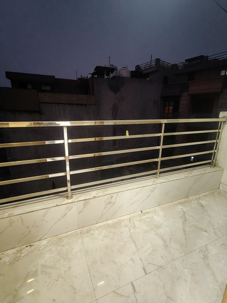 Balcony, saket 2 Bedroom 850 Sq.Ft. Builder Floor In Saket Delhi 9457215