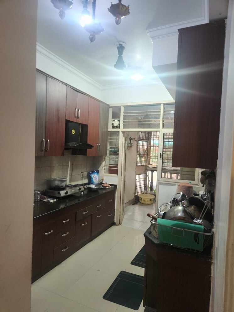 Kitchen, shakti khand iii 2 Bedroom 1100 Sq.Ft. Builder Floor In Shakti Khand Iii Ghaziabad 9457359