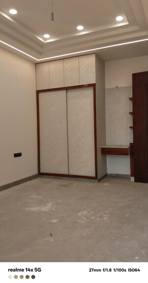 Room in 4 BHK Builder Floor at Puri Aman Vilas, Sector 89 – for Sale