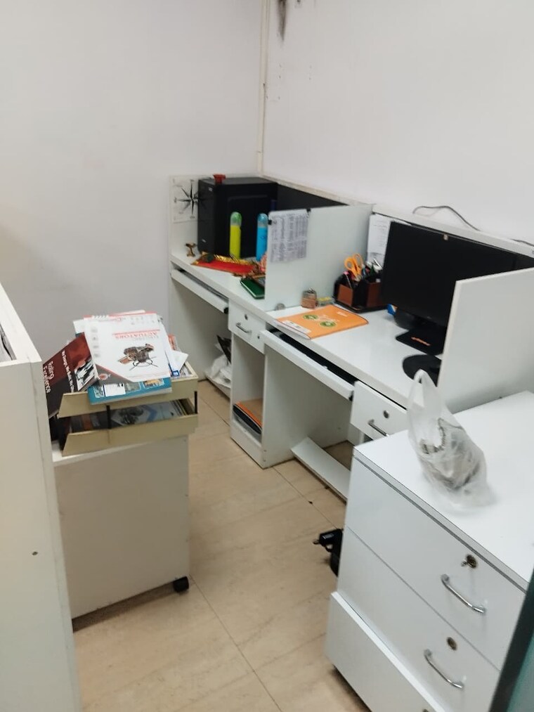 Team Area, bhandup west Commercial Office Space 368 Sq.Ft. In Bhandup West Mumbai 9457279