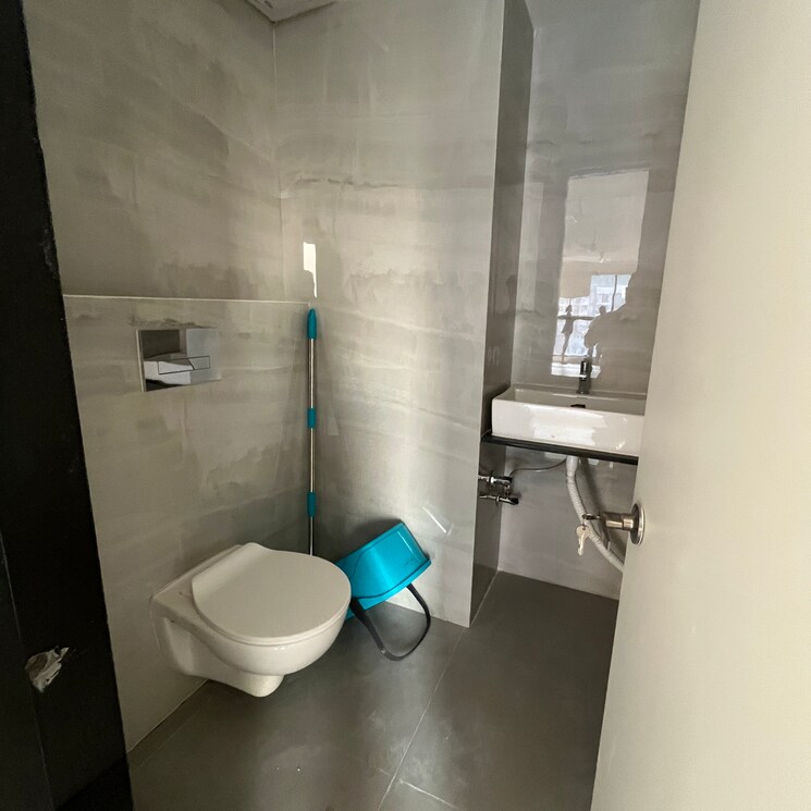 Bathroom, lodha-signet-palava Commercial Office Space 550 Sq.Ft. In Kalyan Shilphata Road Thane 9457612