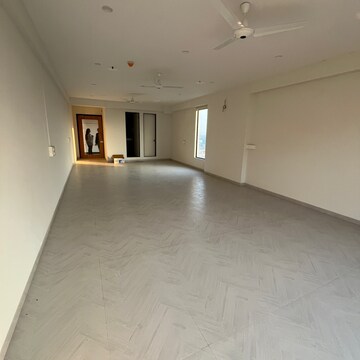 Room in  Office Space at Lodha Signet Palava, Kalyan Shilphata Road – for Rent