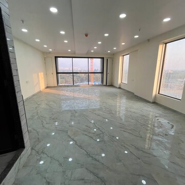 Room in  Office Space at Lodha Signet Palava, Kalyan Shilphata Road – for Rent