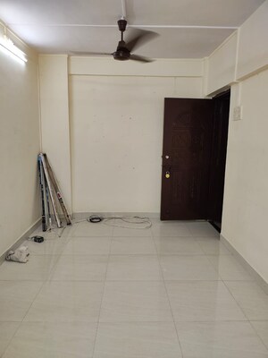 Room in 1 BHK Apartment at Rashmi Complex Teen Hath Naka, Dharamveer Nagar – for Rent