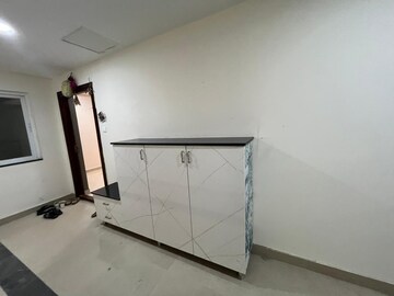 Room in 3 BHK Apartment at Gem Nakshatra, Kokapet – for Rent