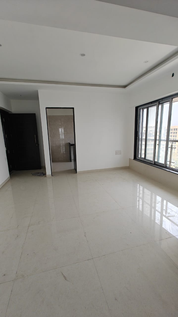3 BHK + Pooja Room Apartment For Sale in Vile Parle West