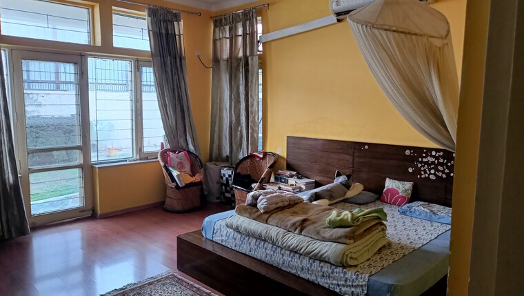 Bedroom, nirvana country 3 Bedroom 502 Sq.Yd. Independent House In Nirvana Country Gurgaon 9457707