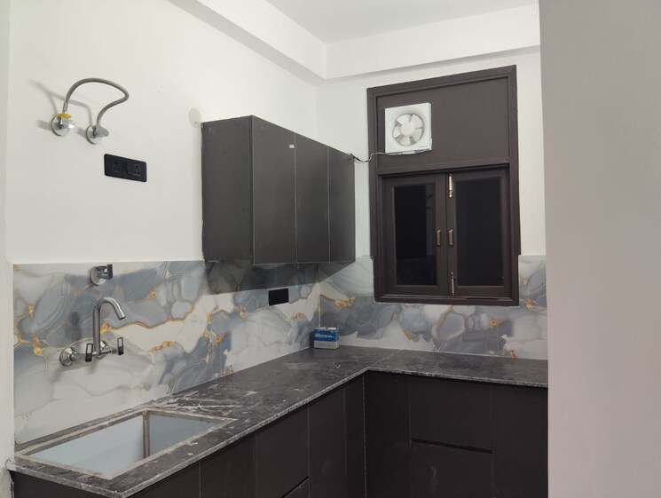 Kitchen, freedom fighters enclave 2 Bedroom 950 Sq.Ft. Builder Floor In Freedom Fighters Enclave Delhi 9457740