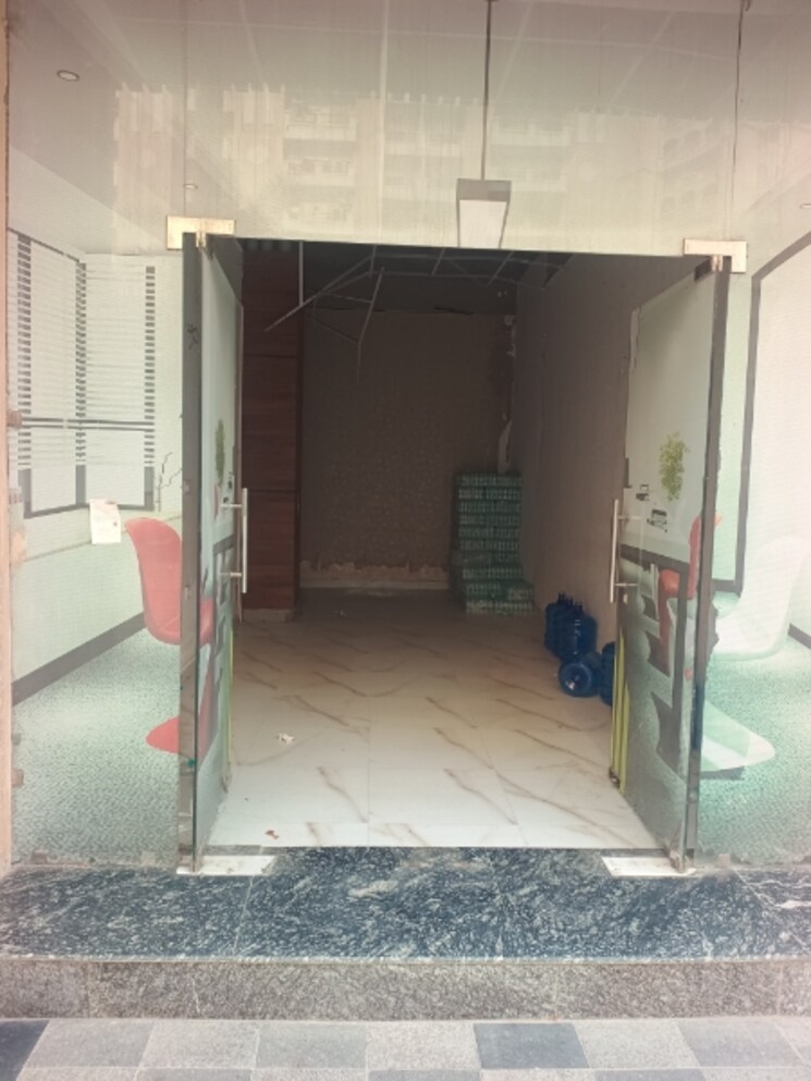 Floor Plan, earthcon-casa-grande-ii Commercial Shop 611 Sq.Ft. In Chi V Greater Noida Greater Noida 9457816