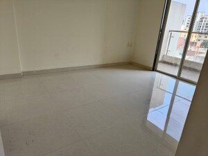 Room in 2 BHK Apartment at Sumeru Devarshi Complex, Narhe – for Rent
